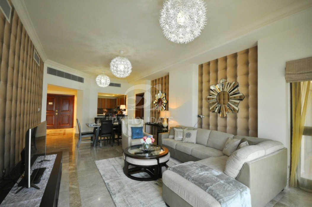 2 bed furnished monthly apartment in Fairmont Palm Residency