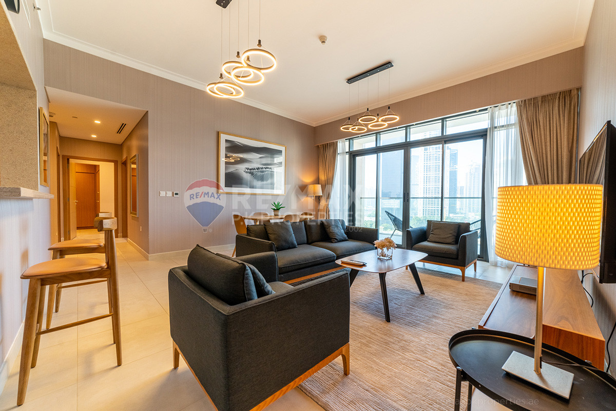 Vacant | Fully furnished | Modern Design - Vida Residence 2, Vida Residence, The Hills, Dubai