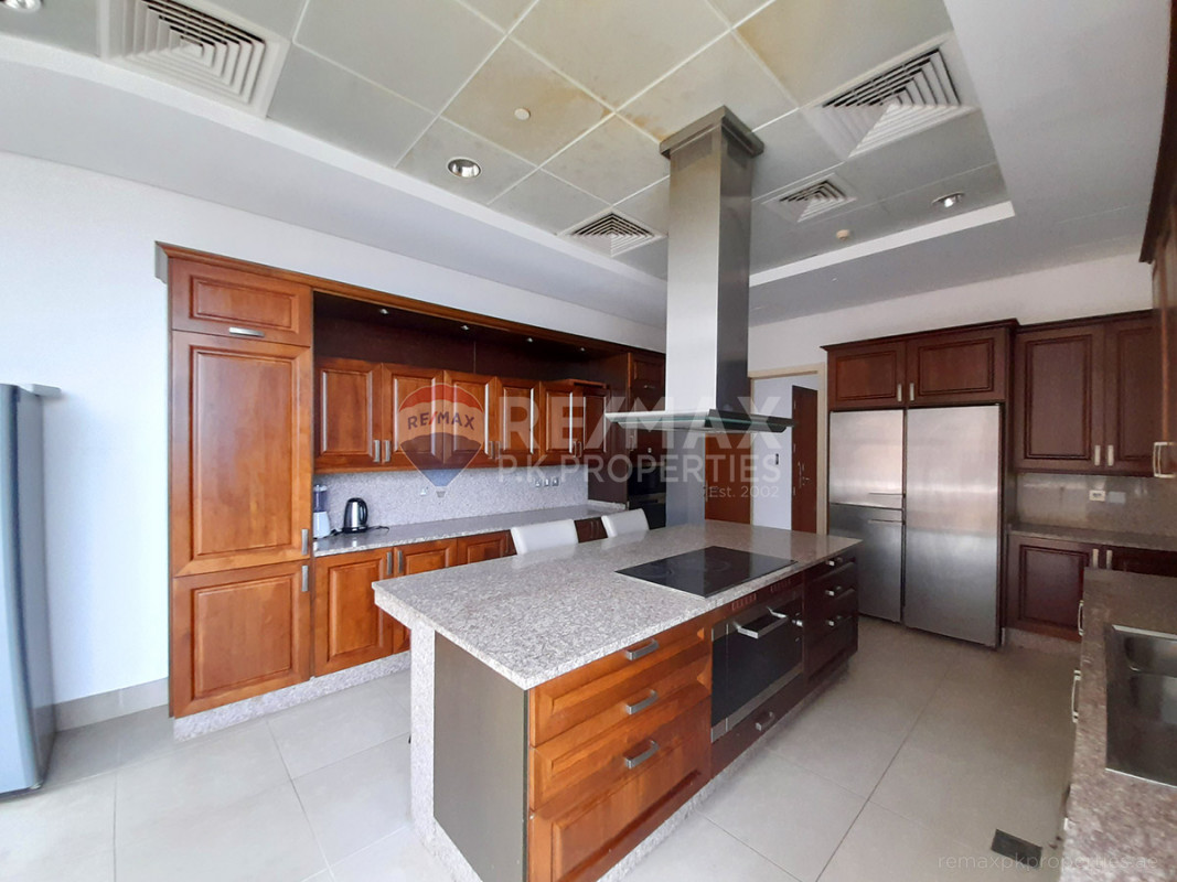 , Dream Palm Residence, The Crescent, Palm Jumeirah, Dubai