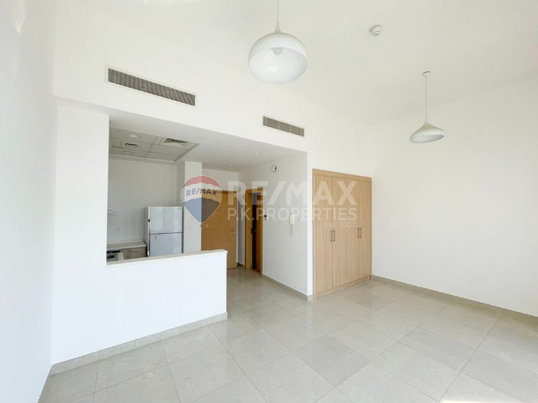 Vacant | Fully-Fitted Kitchen | Studio - Cluster 1, The Sustainable City, Dubai