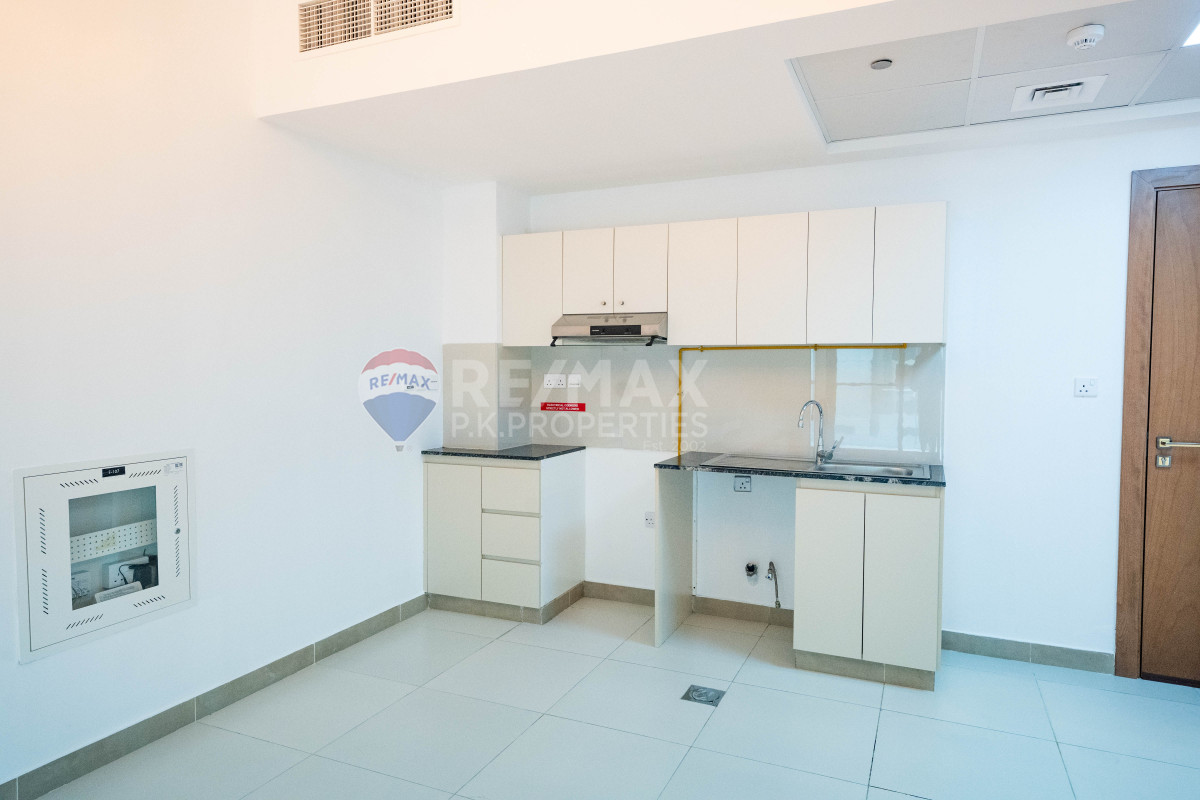 Spacious 1BR | Unfurnished | Chiller Free, Binghatti Point, Dubai Silicon Oasis, Dubai