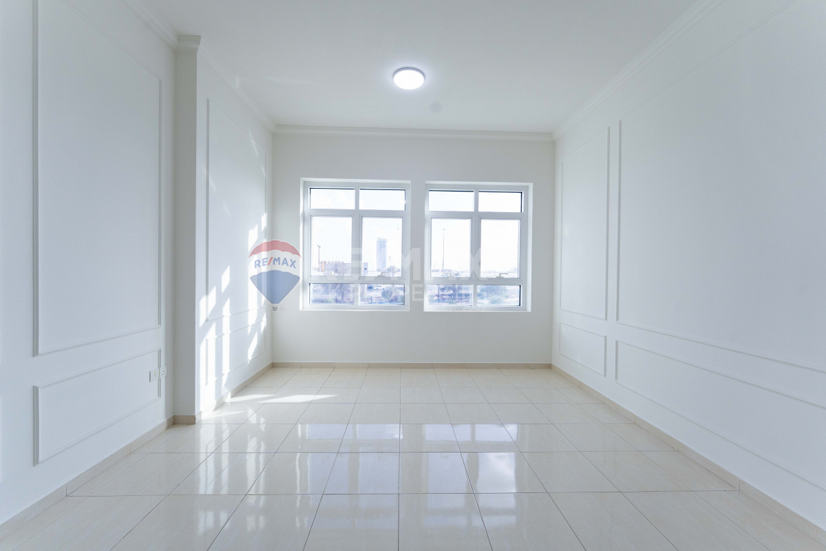 Huge Size | Open View | Fully Upgraded | Balcony - Al Rabia Tower, Majan, Dubai