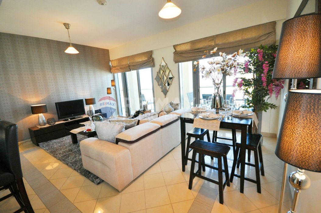 Investors Deal! 2 Bed Apt with Golf Course Views, Golf Tower 1, Golf Towers, The Views, Dubai