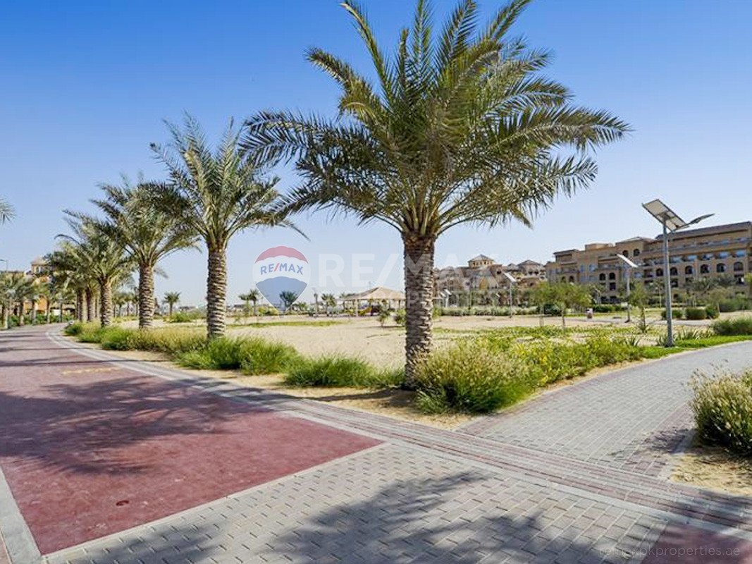Luxurious villa | Available Now - Les Castelets, Jumeirah Village Circle, Dubai